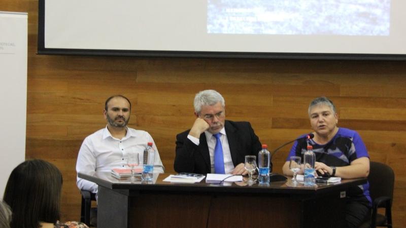 Alberto Rodríguez, Hernán Bustos y Emma de Ramón.