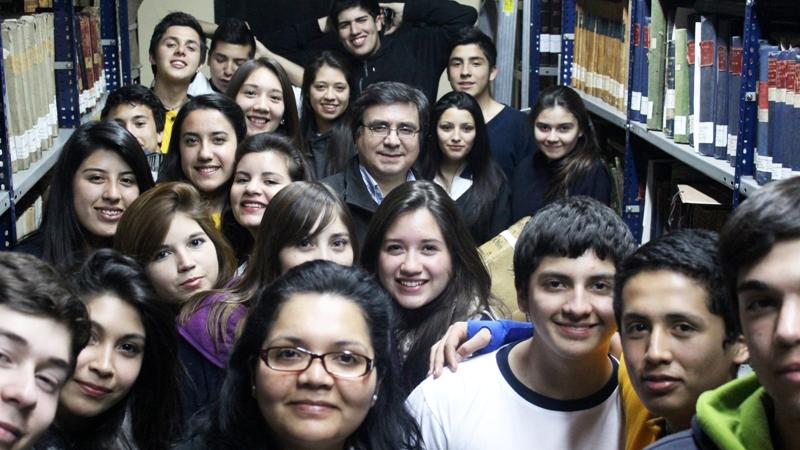 Alumnos del Boston Collage de Maipú.