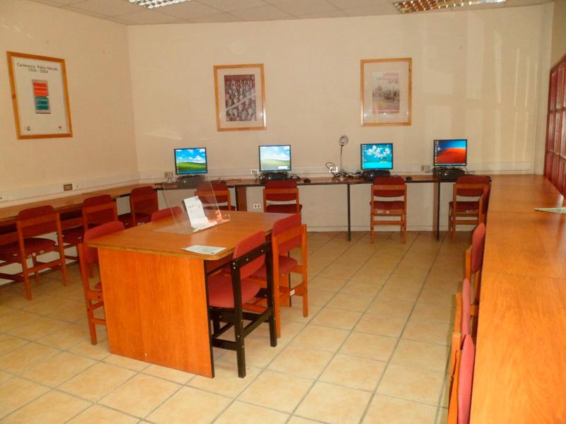 Sala de lectura y computación