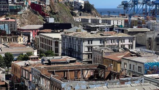 Edificios del Barrio Puerto de Valparaíso.