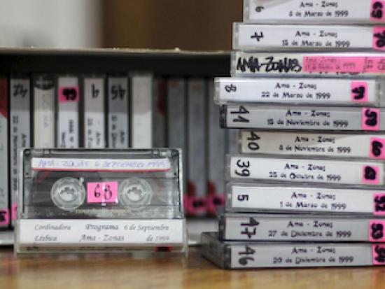 Cassettes unos encimas de otros.