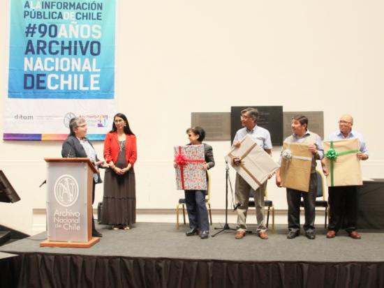 Reconocimiento a funcionarios.