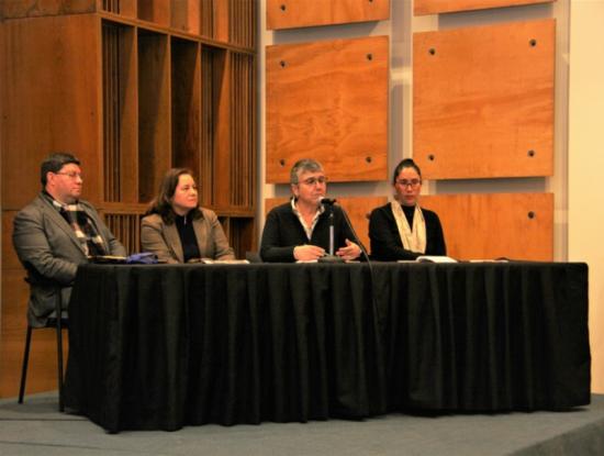 Seminario sobre archivos en el Teatro Municpal de Chillán.