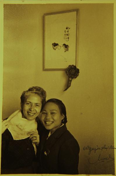 Olga Poblete con Nguyem Thi Chem Olga Poblete con Nguyem Thi Chem