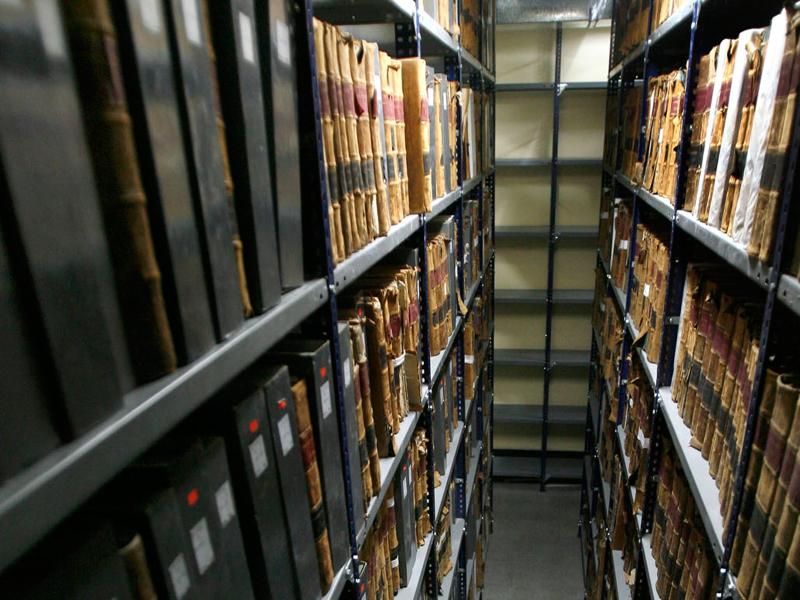 Depósitos del Archivo Nacional Depósitos del Archivo Nacional